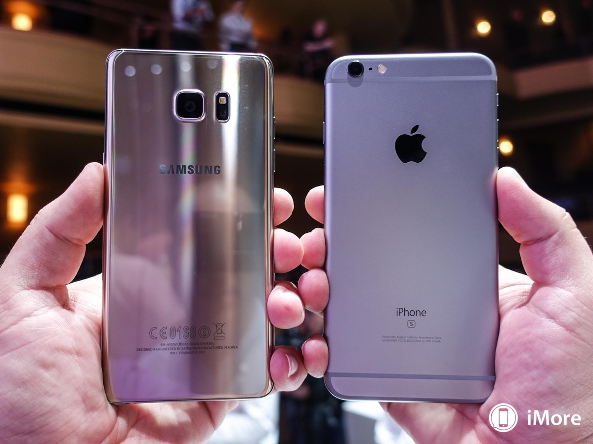 1470259842_726_galaxy-note-7-vs-iphone-6s-plus-battle-of-the-big-phones