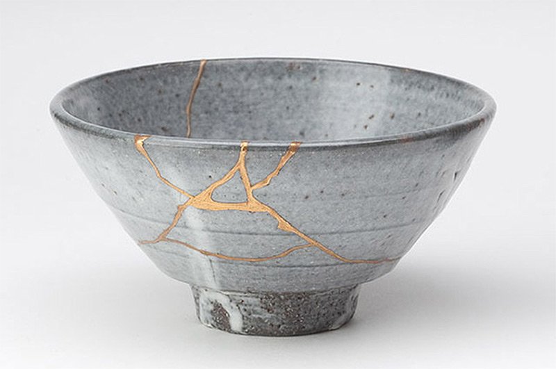 Kırılan Porselenlere Biçilemeyen Pahanın Arkasındaki Sanat: Kintsugi